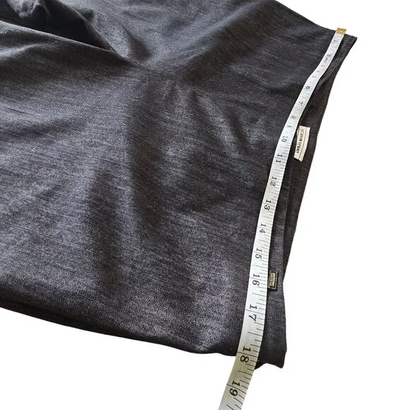 St. John Sport Women's Cropped Denim Side Zip Jean's Pants Black Denim size 12 - Picture 11 of 14